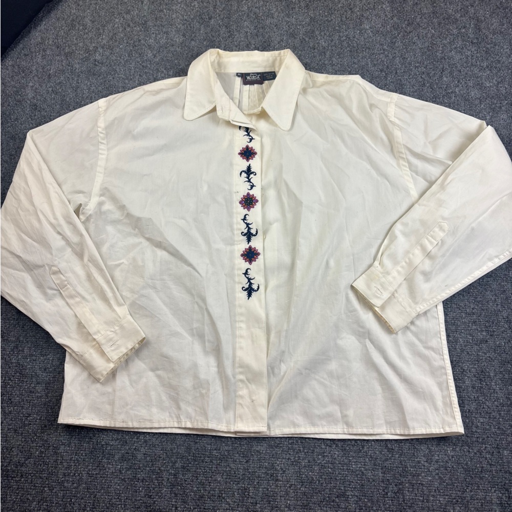 WOOLRICH Women’s Vintage White Button Up Blouse w/ embroidery size: XL